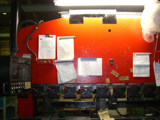 プレスブレーキ（100T）